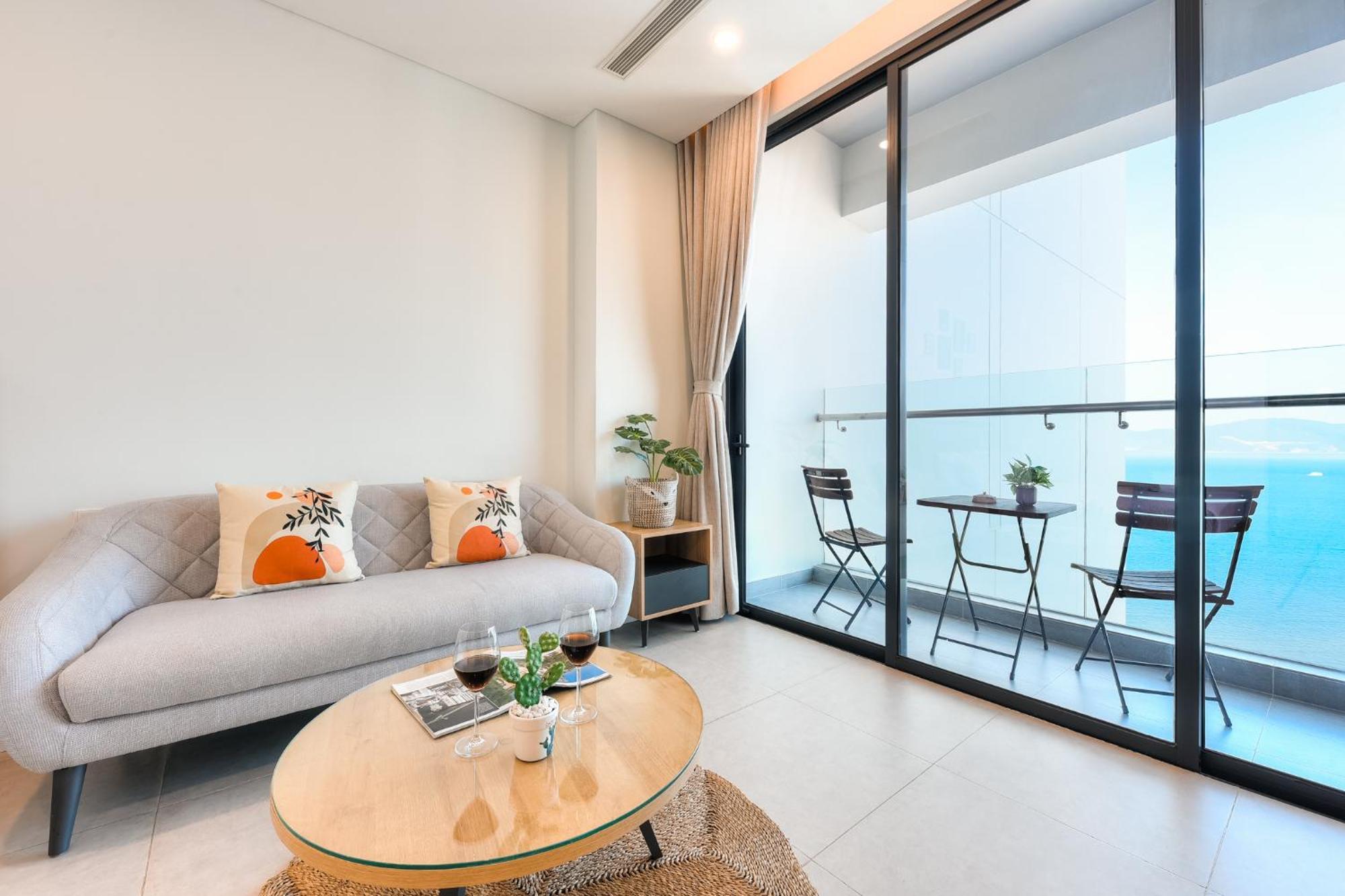 Апартаменты S Lux Scenia Bay